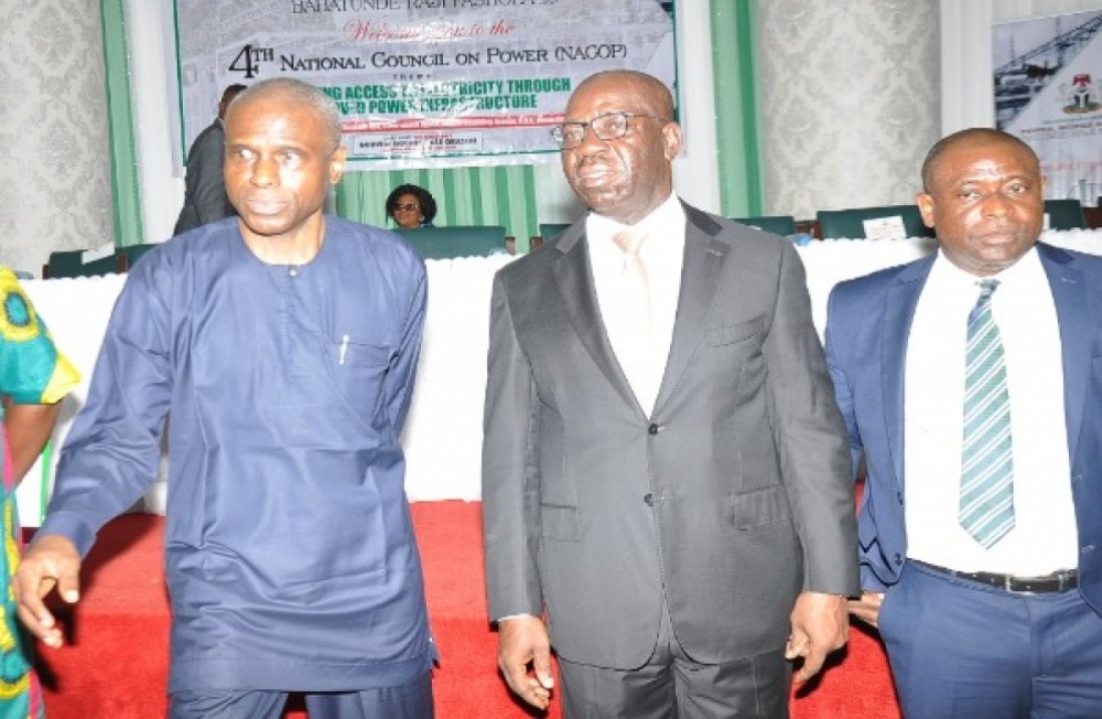 Support access to electricity, Fashola tell govs
