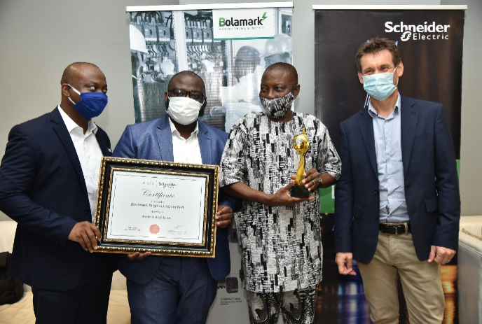 Bolamark Engineering receives Schneider Electric's Lifetime Achievement Award