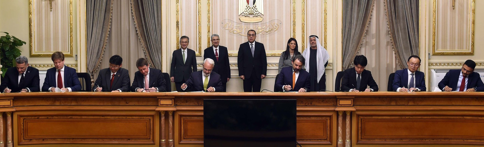 AMEA Power completes US$1.1 billion deal to deploy 1GW of wind and solar energy in Egypt