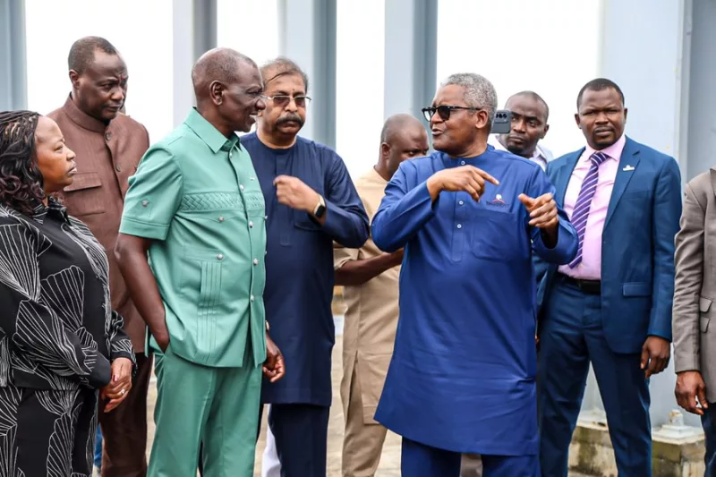 Ruto visits Dangote Refinery ahead of $17 billion Lamu Refinery groundbreaking