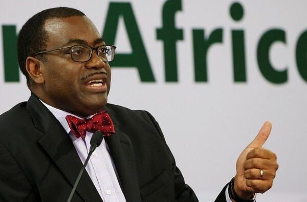 Dr Akinwunmi Adesina